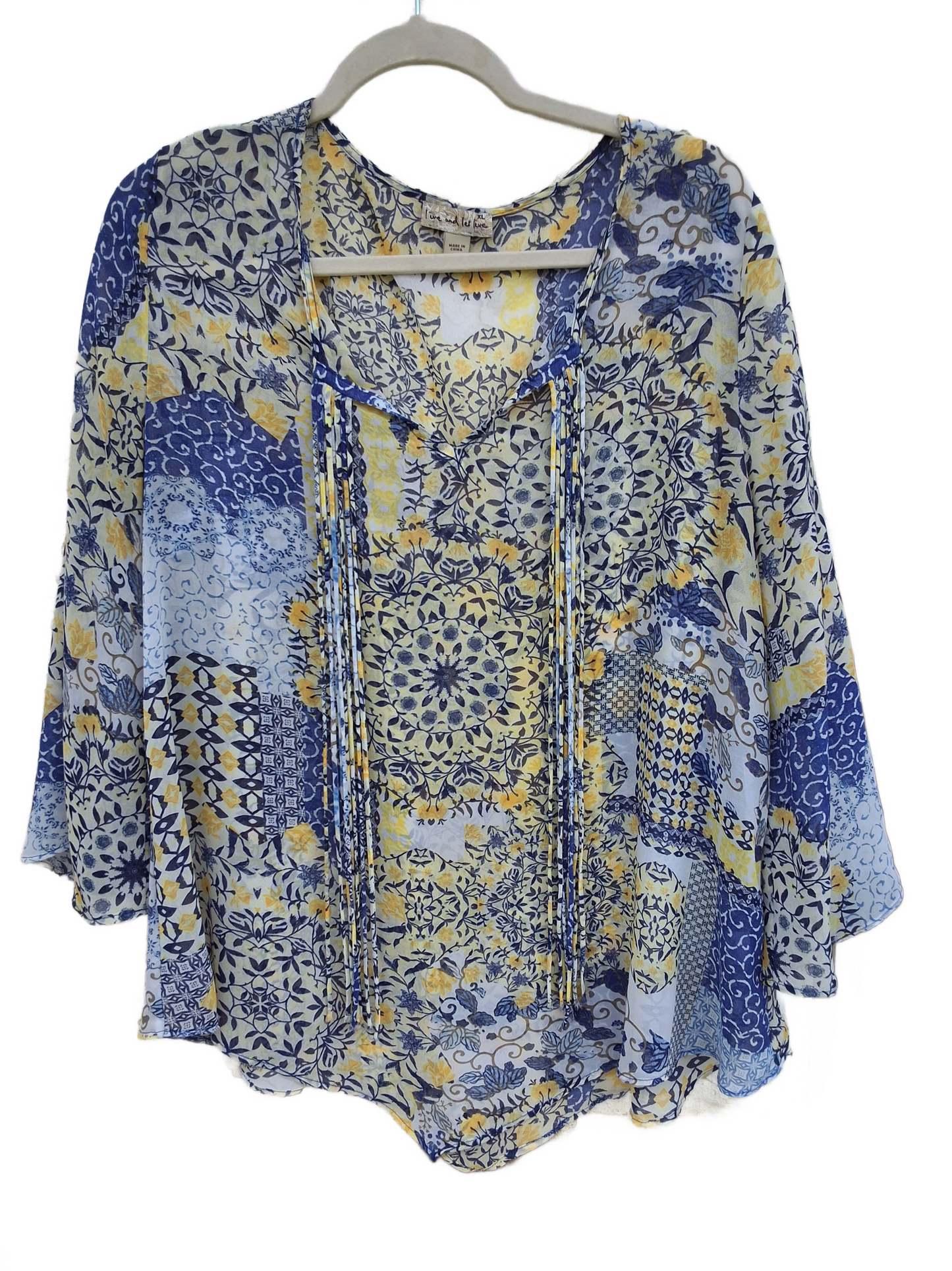 Live and Let Live (Size XL)
