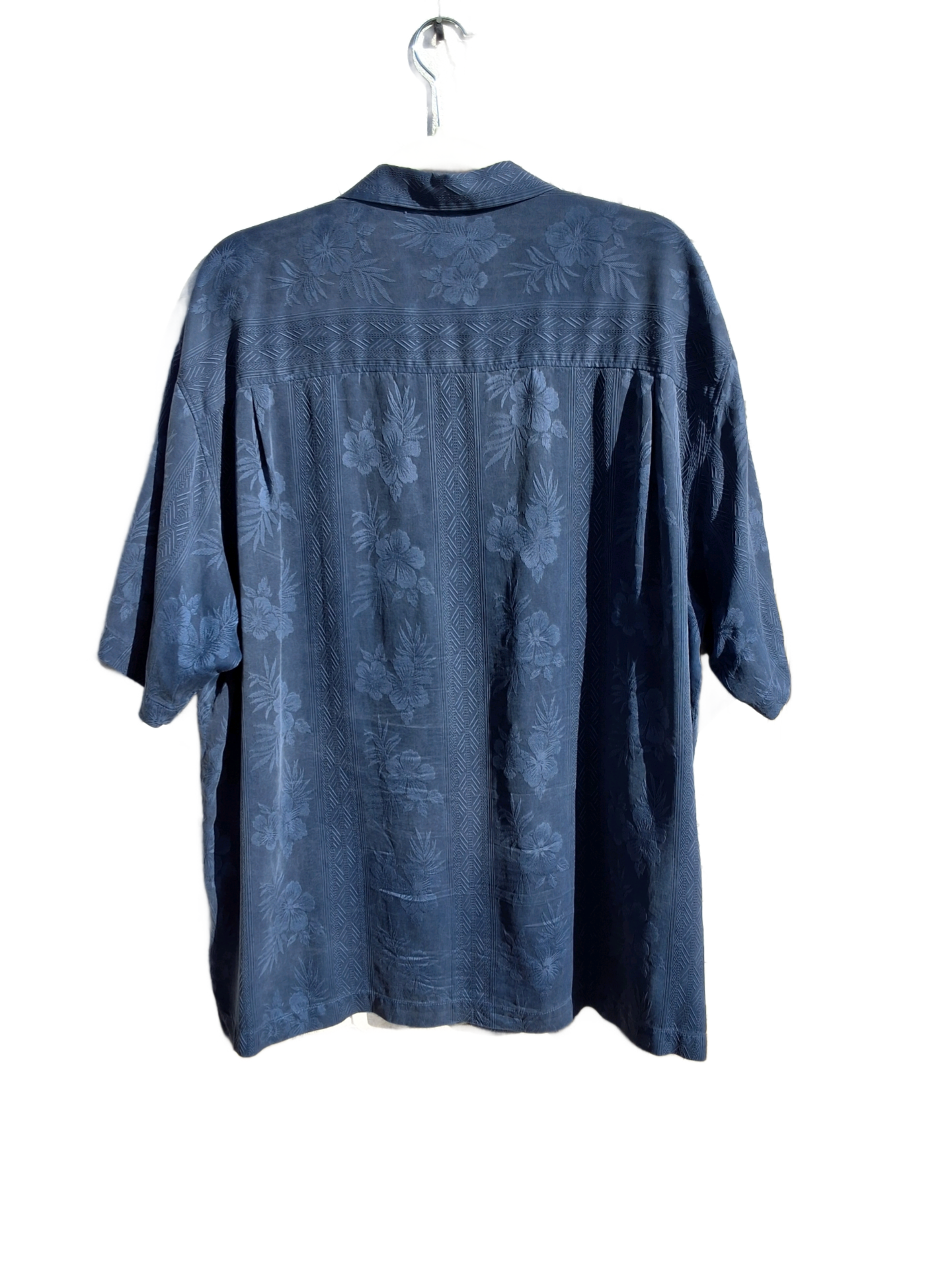 Tommy Bahama (Size XL)