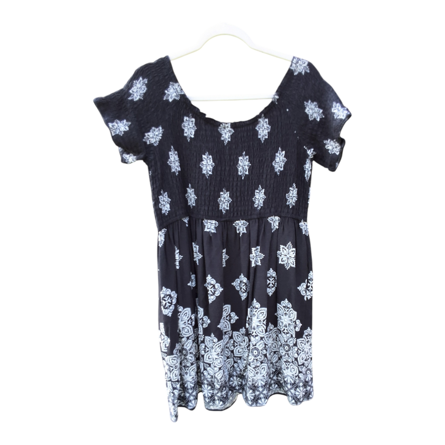 Xhilaration (Size XL) NWOT