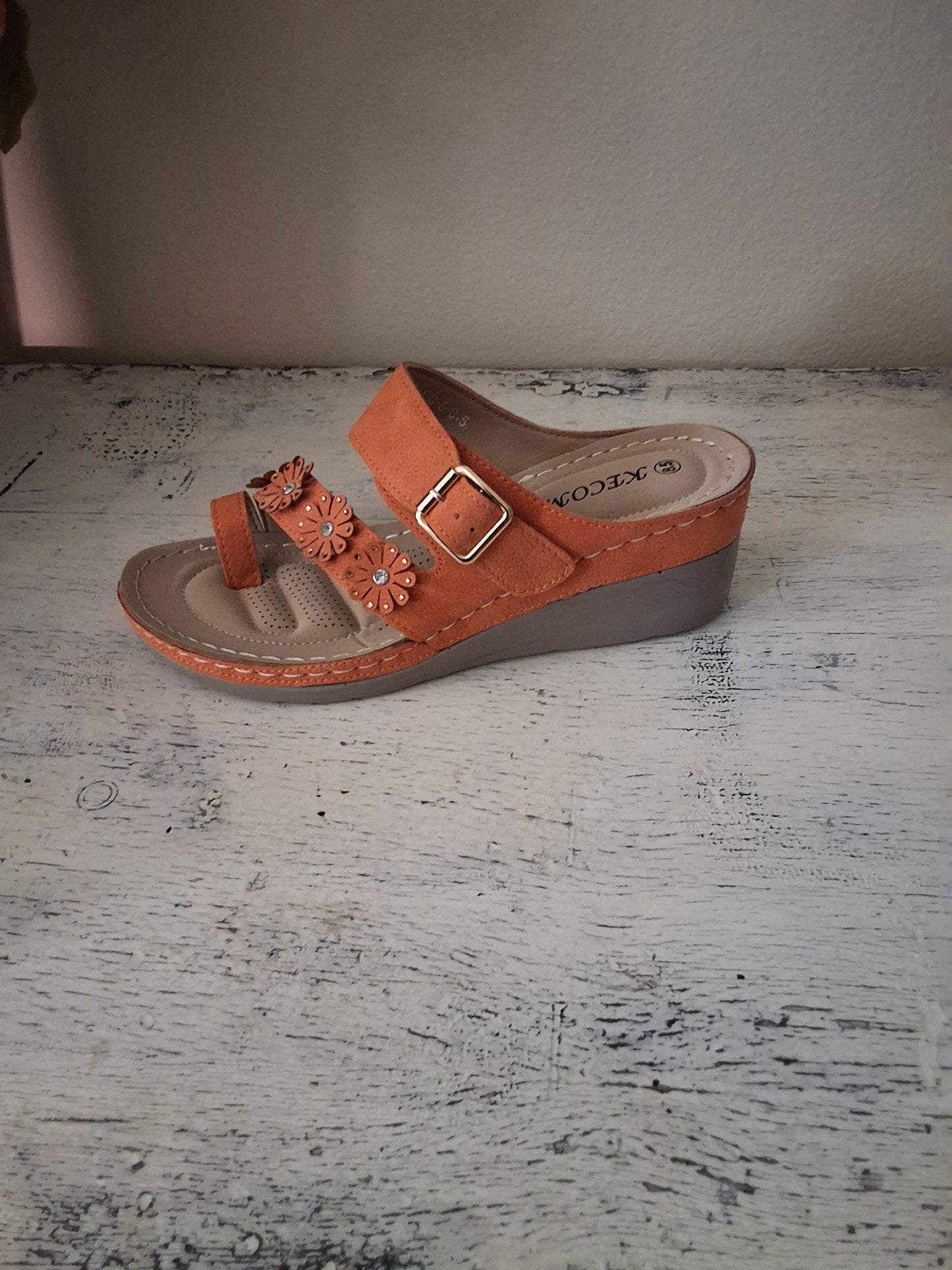 Kecom (Size 8.5)