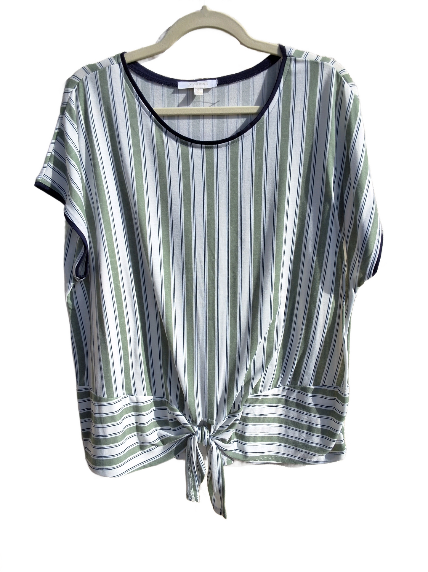 Ivy Ridge (Size XL) NWOT