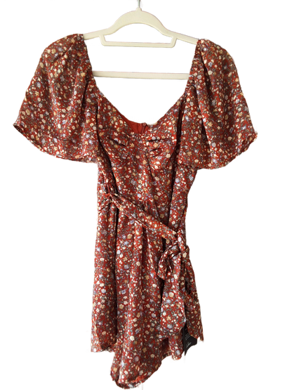 Lulu's NWT (Size S)