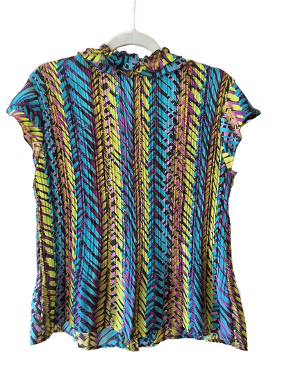 East 5th. Size M