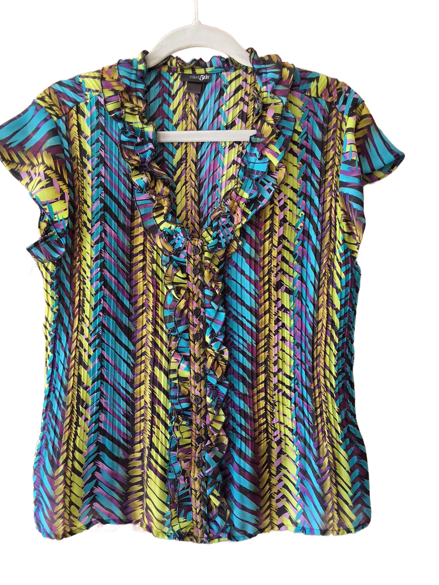 East 5th. Size M
